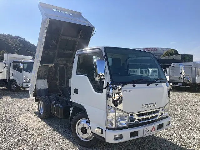 いすゞ エルフ TPG-NKR85AD(2WD)の写真3