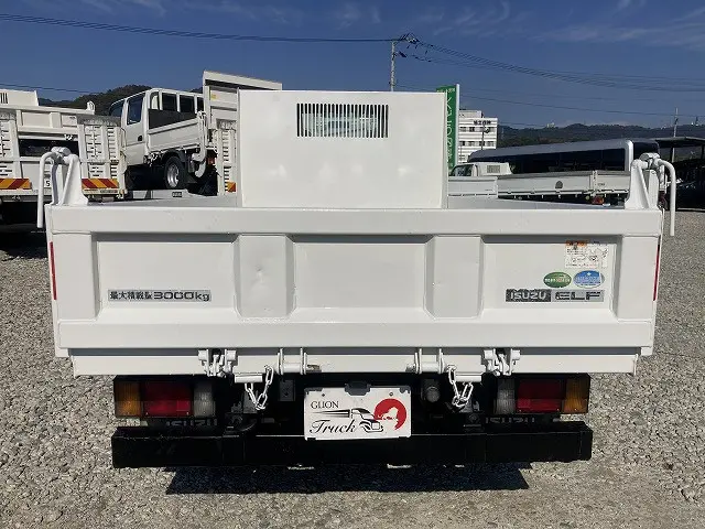 いすゞ エルフ TPG-NKR85AD(2WD)の写真14