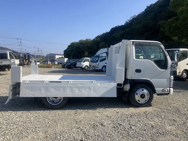 いすゞ エルフ TPG-NKR85AD(2WD)の写真19