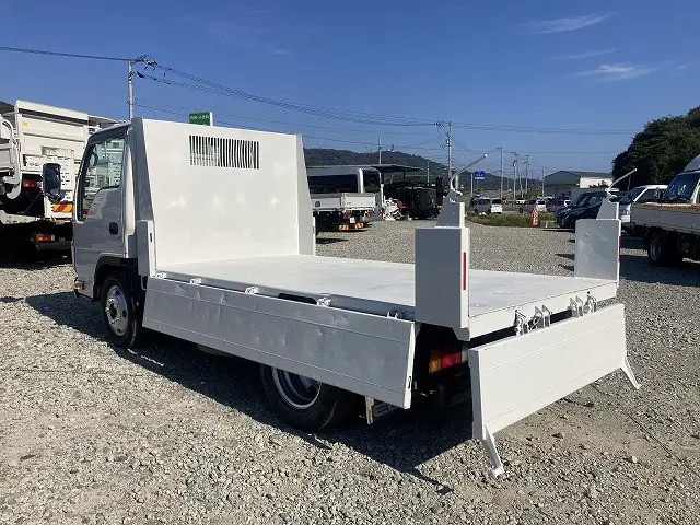 いすゞ エルフ TPG-NKR85AD(2WD)の写真20