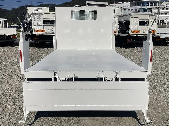 いすゞ エルフ TPG-NKR85AD(2WD)の写真21