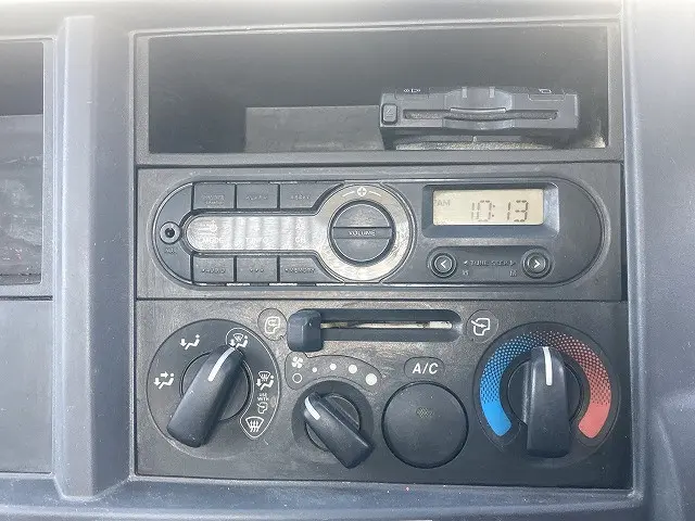 いすゞ エルフ TPG-NKR85AD(2WD)の写真27