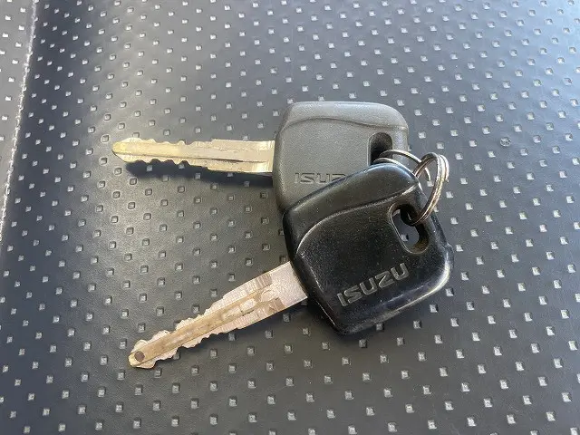 いすゞ エルフ TPG-NKR85AD(2WD)の写真33