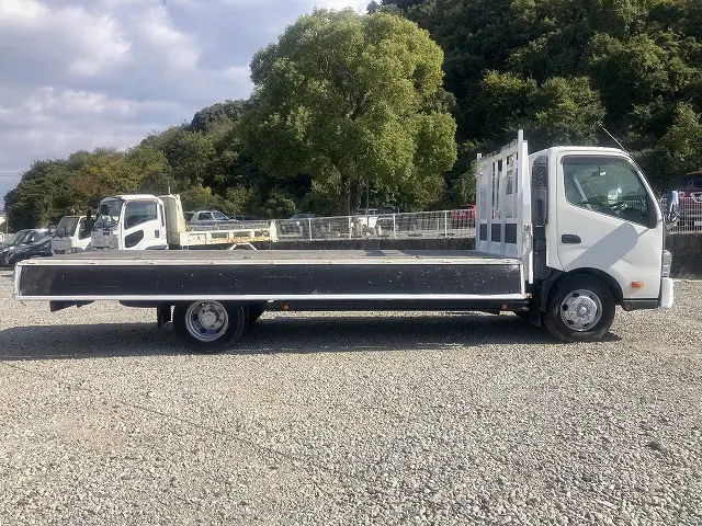 トヨタ ダイナ TKG-XZU730(2WD)の写真12