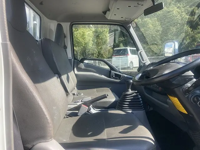 トヨタ ダイナ TKG-XZU730(2WD)の写真28