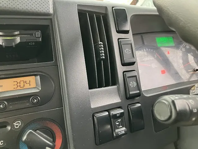 いすゞ フォワード TKG-FRR90S1(2WD)の写真37