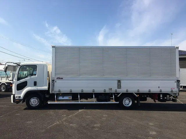 いすゞ フォワード TKG-FRR90S2(2WD)の写真4