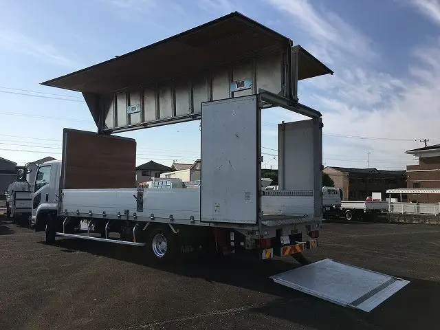 いすゞ フォワード TKG-FRR90S2(2WD)の写真14