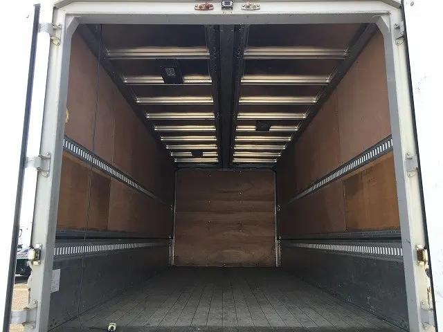 いすゞ フォワード TKG-FRR90S2(2WD)の写真17