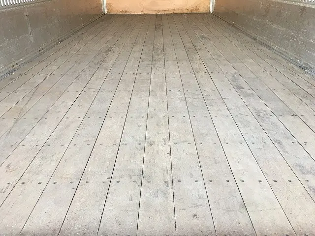 いすゞ フォワード TKG-FRR90S2(2WD)の写真18