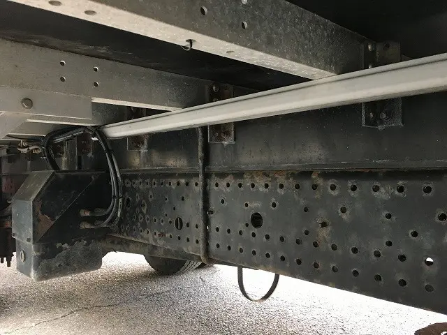 いすゞ フォワード TKG-FRR90S2(2WD)の写真31