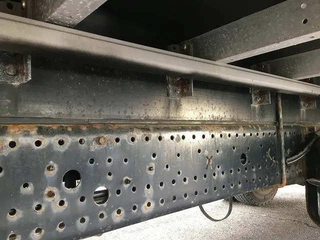 いすゞ フォワード TKG-FRR90S2(2WD)の写真33