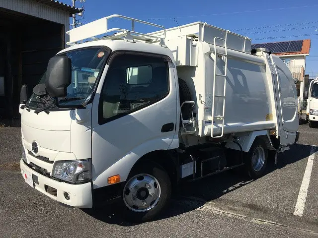 日野 デュトロ 2RG-XZU605X(2WD)の写真1