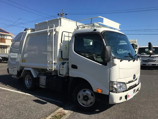 日野 デュトロ 2RG-XZU605X(2WD)の写真3