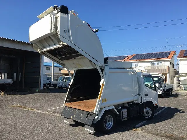 日野 デュトロ 2RG-XZU605X(2WD)の写真13