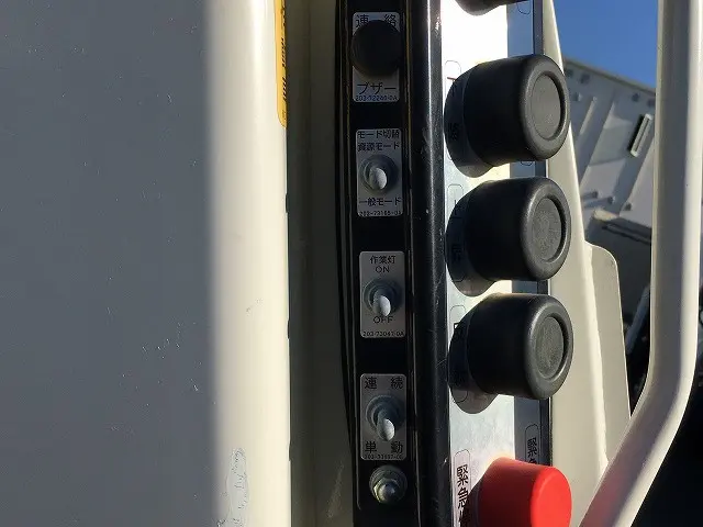 日野 デュトロ 2RG-XZU605X(2WD)の写真43