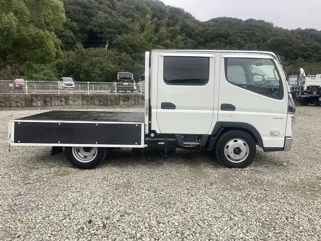 三菱 キャンター 2TG-FBA00(2WD)の写真12
