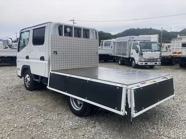 三菱 キャンター 2TG-FBA00(2WD)の写真13