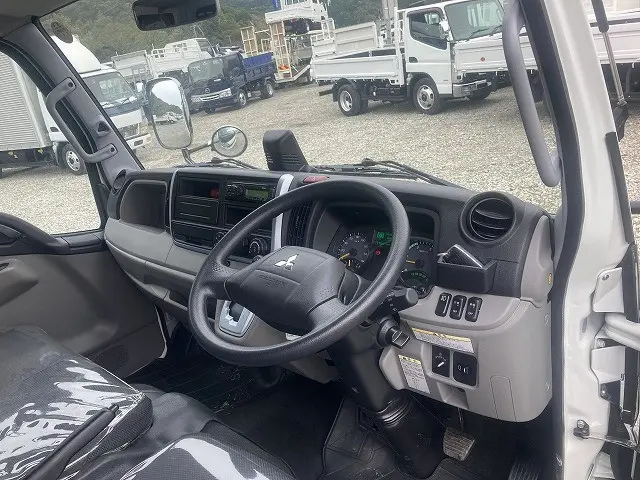 三菱 キャンター 2TG-FBA00(2WD)の写真24