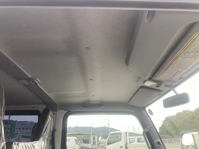 三菱 キャンター 2TG-FBA00(2WD)の写真38