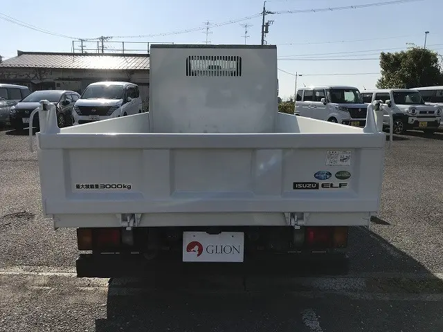 いすゞ エルフ 2RG-NKR88AD(2WD)の写真13