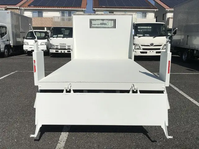 いすゞ エルフ 2RG-NKR88AD(2WD)の写真20