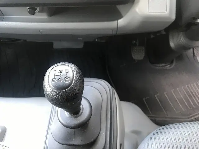 トヨタ トヨエース LDF-KDY271(4WD)の写真37