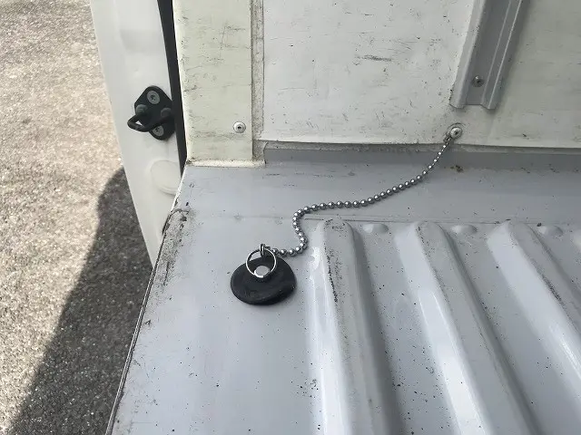 トヨタ ハイエーストラック QDF-GDH201V(2WD)の写真16