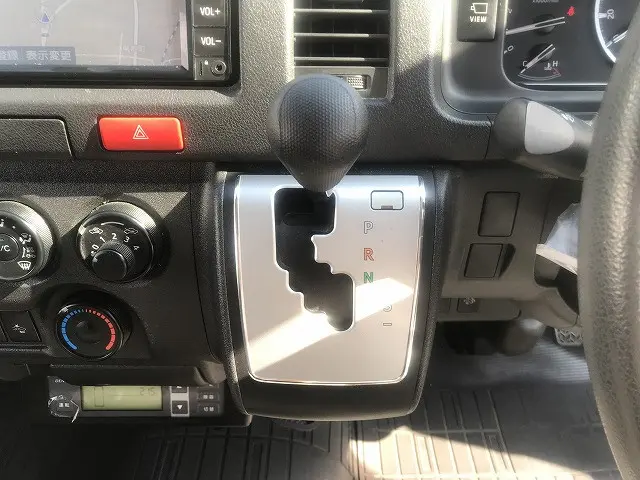 トヨタ ハイエーストラック QDF-GDH201V(2WD)の写真29
