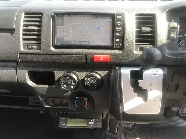 トヨタ ハイエーストラック QDF-GDH201V(2WD)の写真30