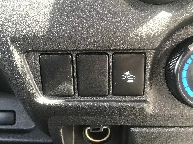 トヨタ ハイエーストラック QDF-GDH201V(2WD)の写真34