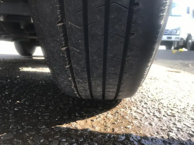 トヨタ ハイエーストラック QDF-GDH201V(2WD)の写真48