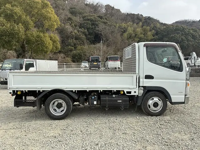 三菱 キャンター TPG-FBA20(2WD)の写真5