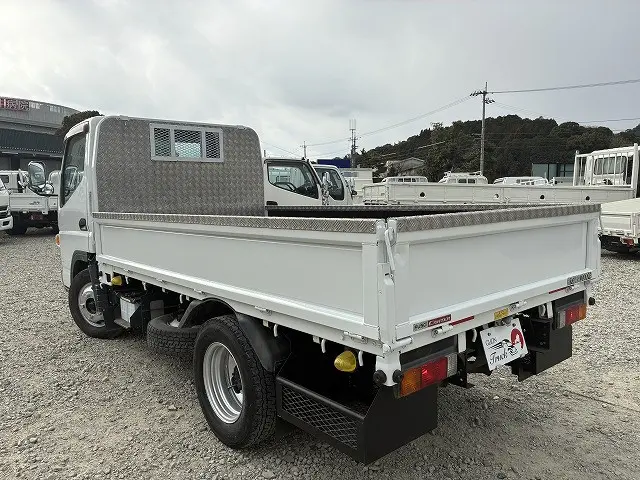 三菱 キャンター TPG-FBA20(2WD)の写真6