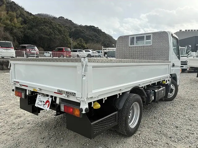 三菱 キャンター TPG-FBA20(2WD)の写真8
