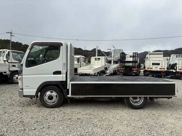 三菱 キャンター TPG-FBA20(2WD)の写真11