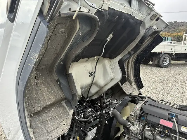 三菱 キャンター TPG-FBA20(2WD)の写真20