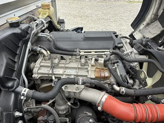 三菱 キャンター TPG-FBA20(2WD)の写真24