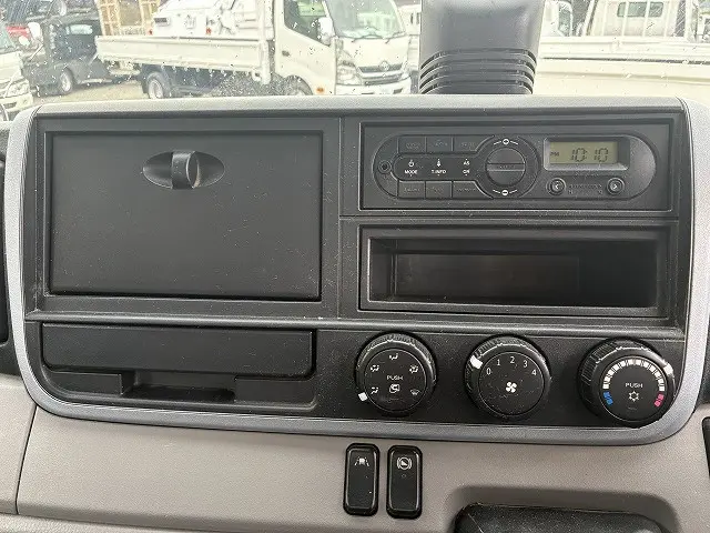 三菱 キャンター TPG-FBA20(2WD)の写真33