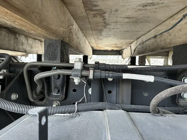 三菱 キャンター TPG-FBA20(2WD)の写真40