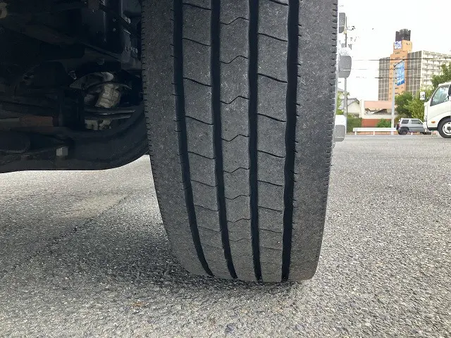 三菱 キャンター 2PG-FEB90(2WD)の写真23