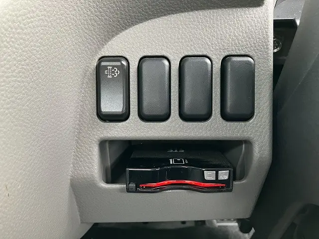 三菱 キャンター 2PG-FEB90(2WD)の写真32