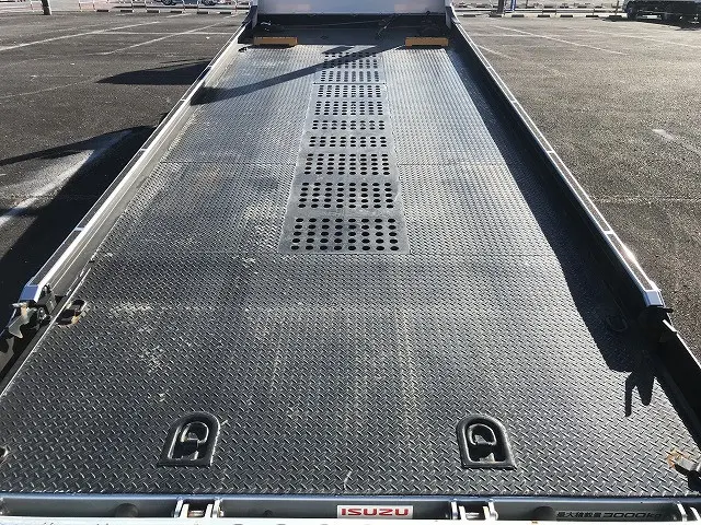 いすゞ エルフ TRG-NPR85AN(2WD)の写真16