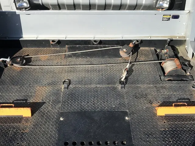 いすゞ エルフ TRG-NPR85AN(2WD)の写真17