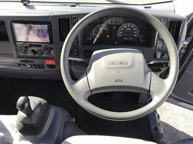いすゞ エルフ TRG-NPR85AN(2WD)の写真32