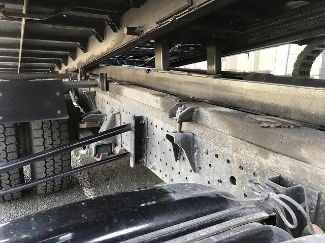 いすゞ エルフ TRG-NPR85AN(2WD)の写真42