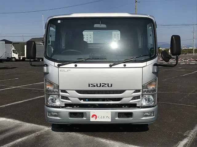 いすゞ エルフ 2RG-NPR88AN(2WD)の写真2