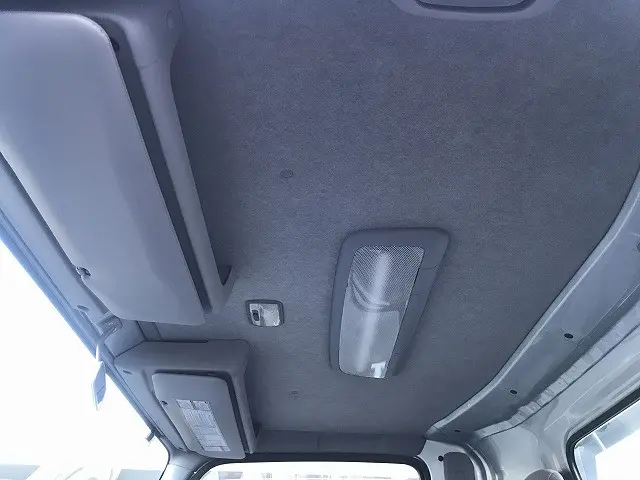 いすゞ エルフ 2RG-NPR88AN(2WD)の写真44