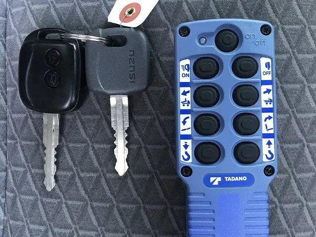 いすゞ エルフ 2RG-NPR88AN(2WD)の写真49