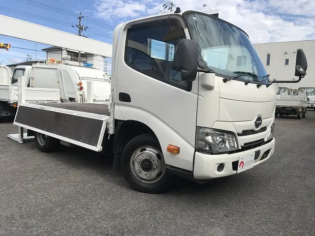 日野 デュトロ 2RG-XZU605M(2WD)の写真10
